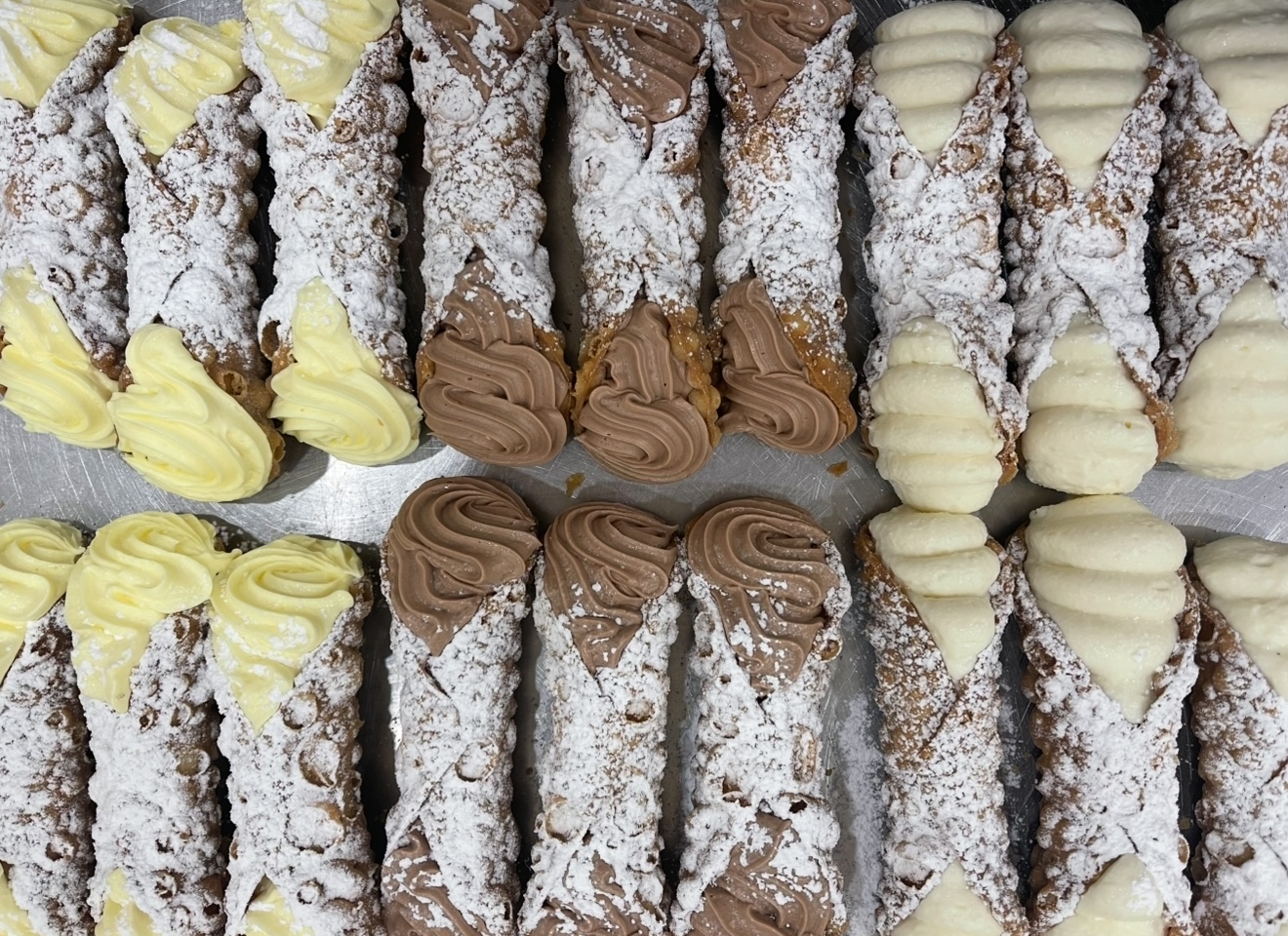Large Cannoli